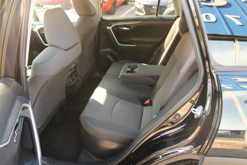 Toyota RAV4 Hybrid XLE AWD (Natl) 2020