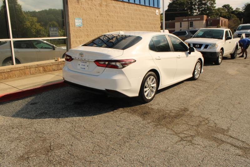 Toyota Camry LE Auto (Natl) 2023