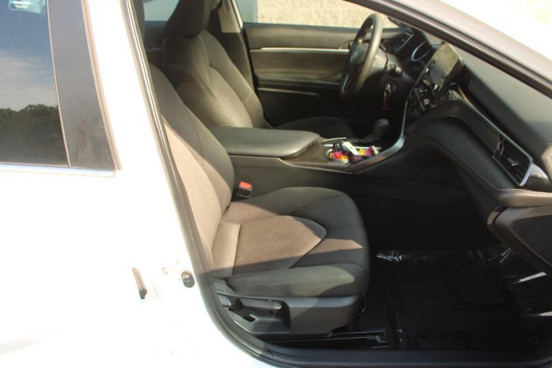 Toyota Camry LE Auto (Natl) 2023