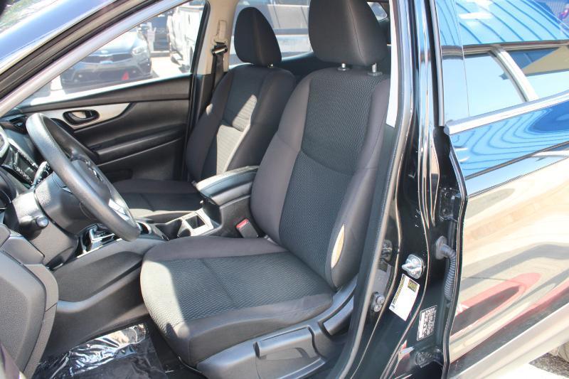 Nissan Rogue Sport FWD S 2020