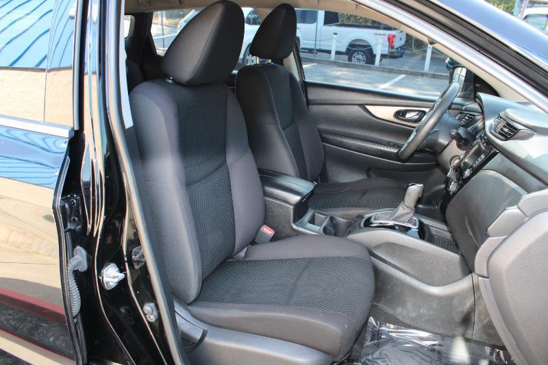 Nissan Rogue Sport FWD S 2020