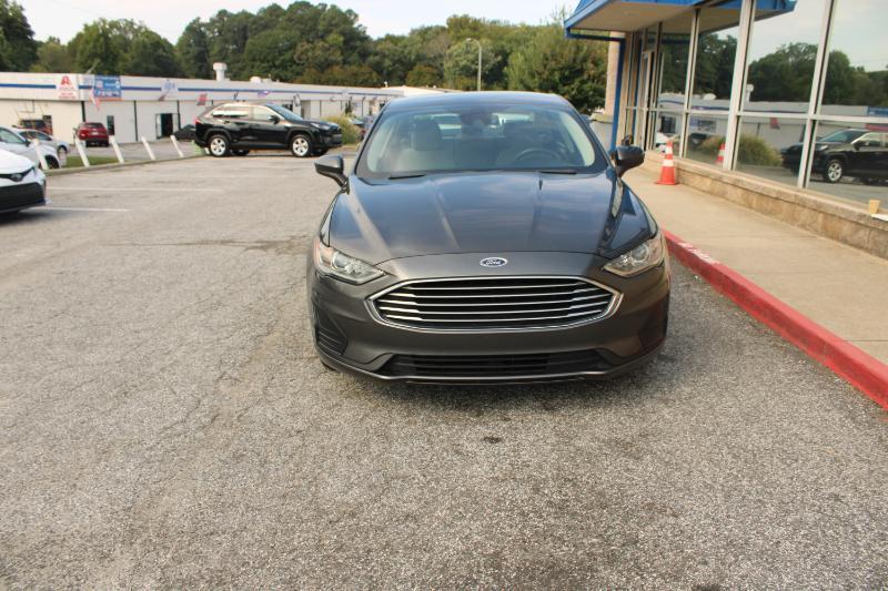 Ford Fusion S FWD 2019