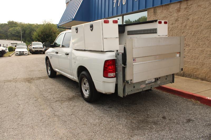 RAM 1500 Classic Tradesman 4x4 Crew Cab 5'7" Box 2022