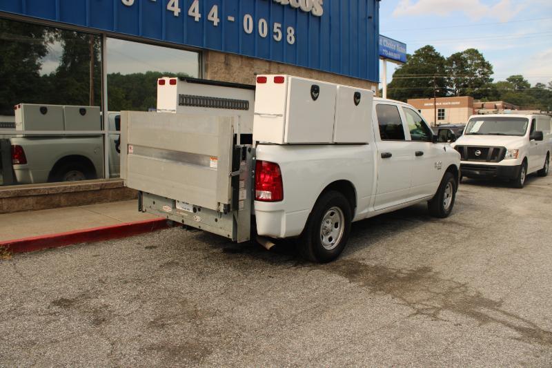 RAM 1500 Classic Tradesman 4x4 Crew Cab 5'7" Box 2022