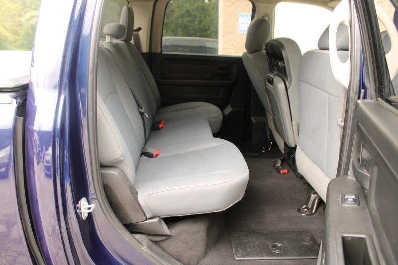 RAM 1500 Classic Tradesman 4x2 Crew Cab 5'7" Box 2019