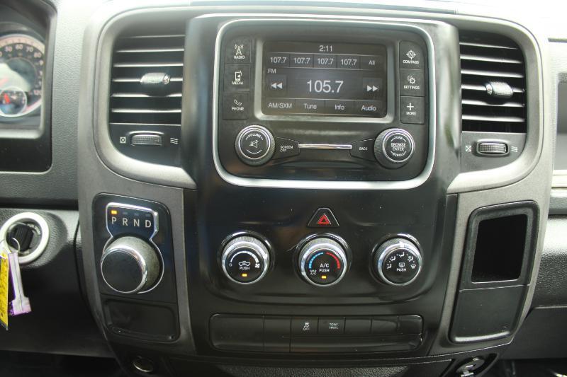 RAM 1500 Classic Tradesman 4x2 Crew Cab 5'7" Box 2019