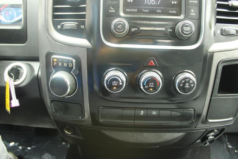 RAM 1500 Classic Tradesman 4x2 Crew Cab 5'7" Box 2019