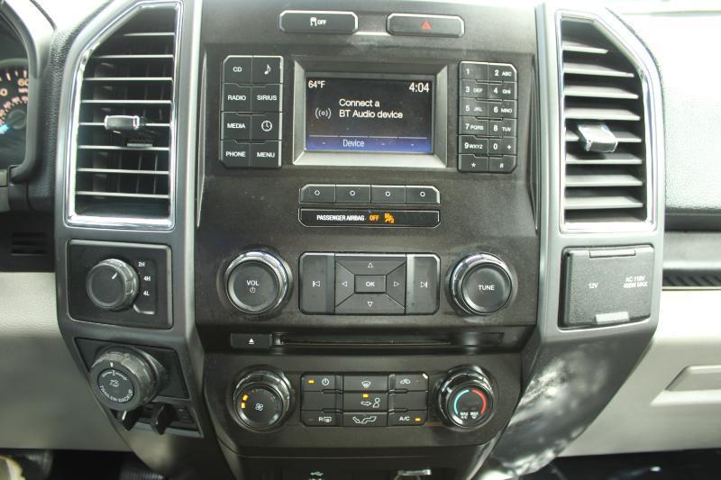 Ford F-150 4WD SuperCab 145" Lariat 2016