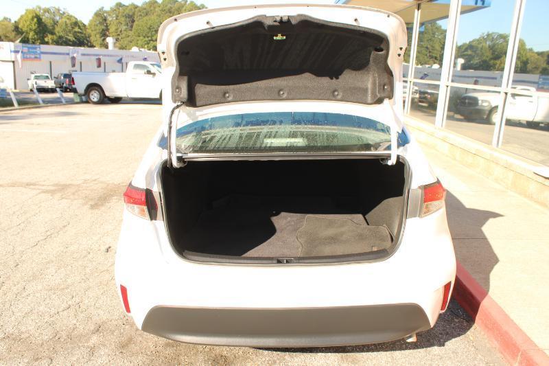 Toyota Corolla LE CVT (Natl) 2024