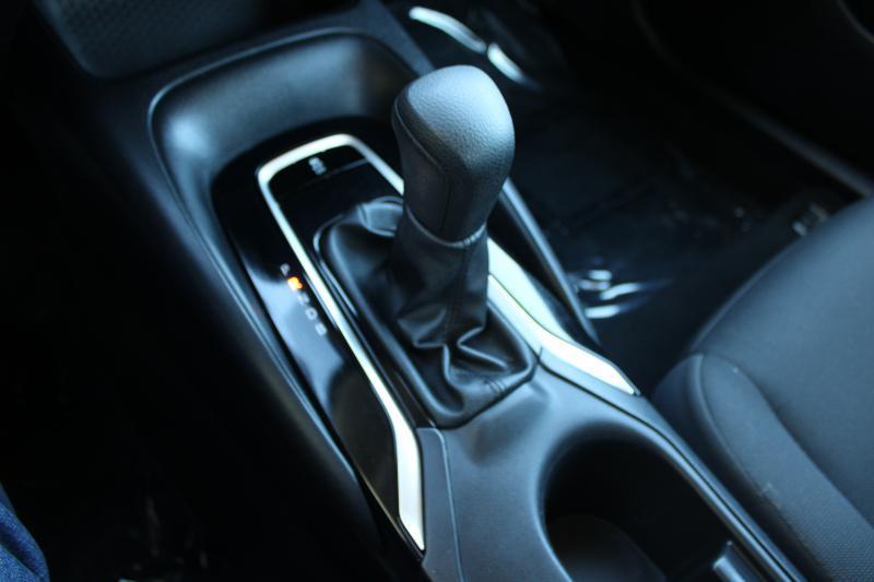Toyota Corolla LE CVT (Natl) 2024