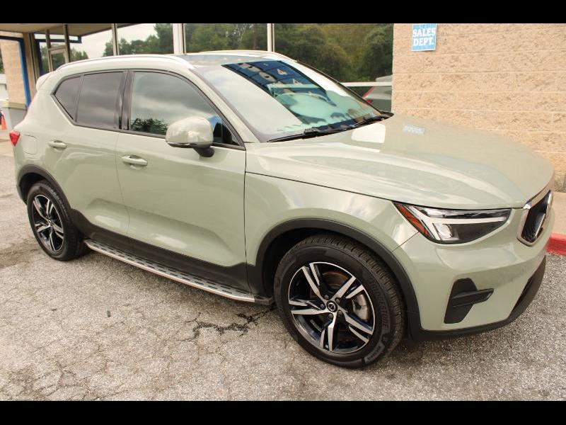 2023 Volvo XC40 B5 AWD Core