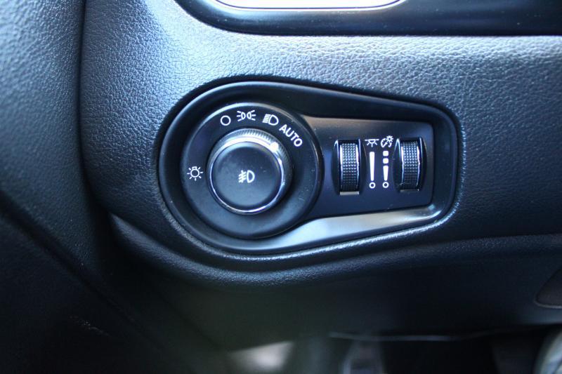 Jeep Renegade FWD 4dr Latitude 2016