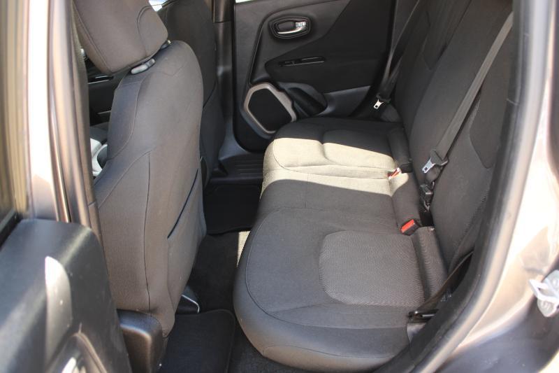 Jeep Renegade FWD 4dr Latitude 2016