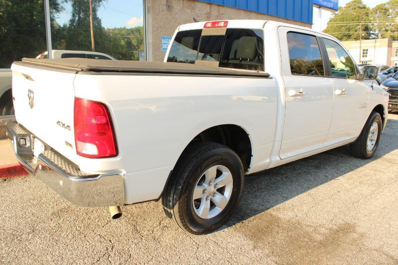 RAM 1500 SLT 4x4 Crew Cab 5'7" Box 2017