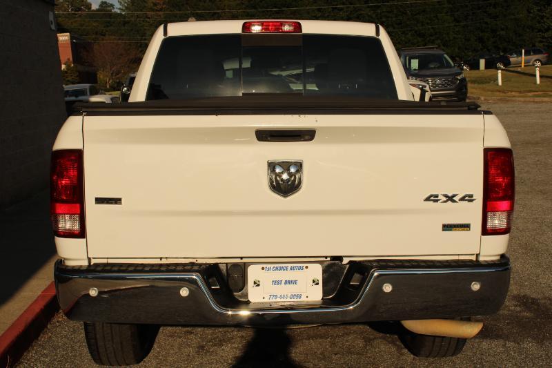 RAM 1500 SLT 4x4 Crew Cab 5'7" Box 2017