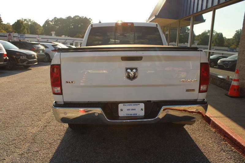 RAM 1500 SLT 4x4 Crew Cab 5'7" Box 2017