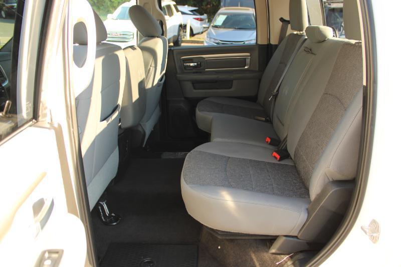 RAM 1500 SLT 4x4 Crew Cab 5'7" Box 2017
