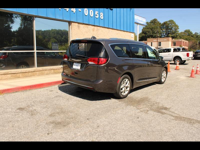 Chrysler Pacifica Touring-L Plus FWD 2017