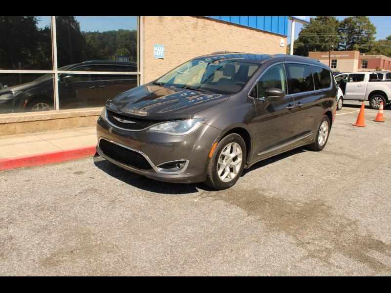 Chrysler Pacifica Touring-L Plus FWD 2017