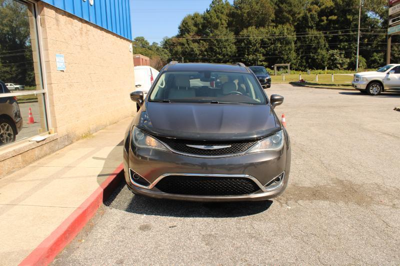 Chrysler Pacifica Touring-L Plus FWD 2017