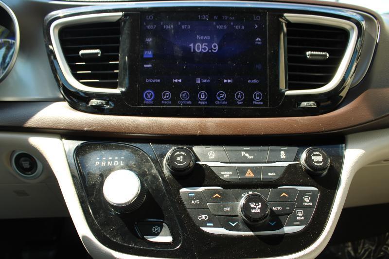 Chrysler Pacifica Touring-L Plus FWD 2017