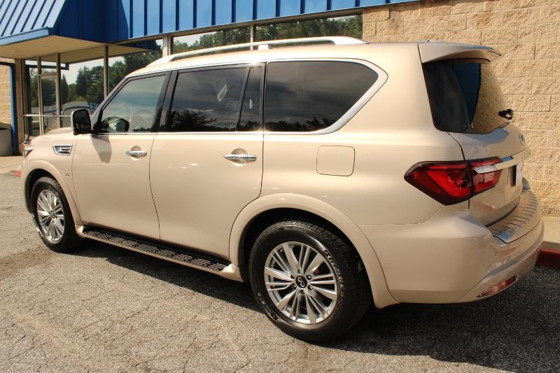 Infiniti QX80 LUXE AWD 2019