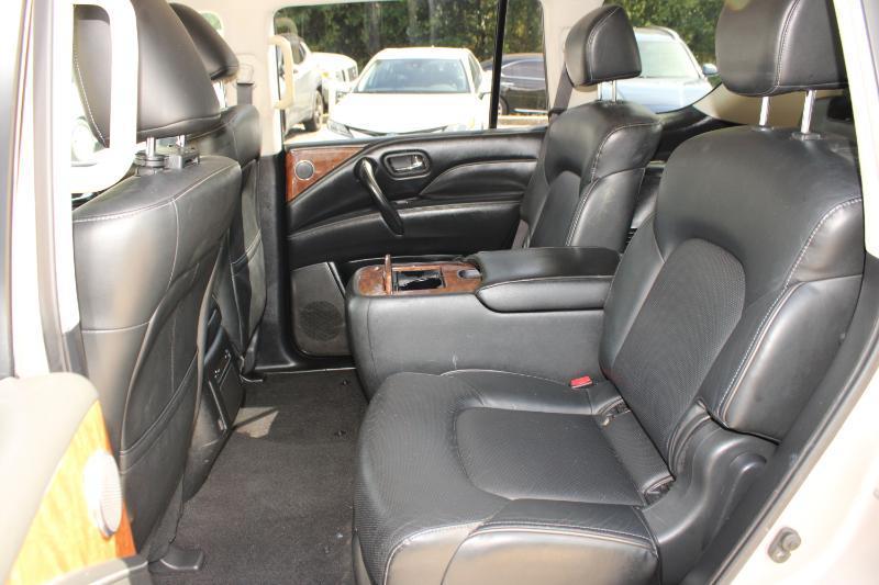 Infiniti QX80 LUXE AWD 2019