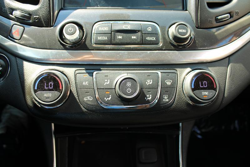 Chevrolet Impala 4dr Sdn LT w/1LT 2020