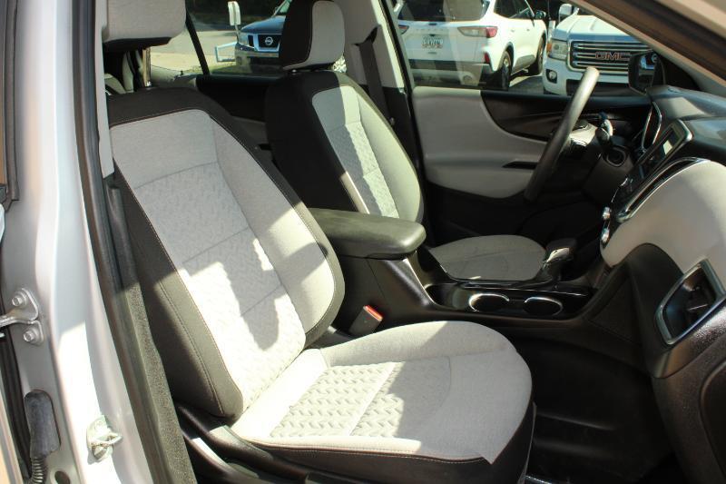 Chevrolet Equinox AWD 4dr LS w/1FL 2022