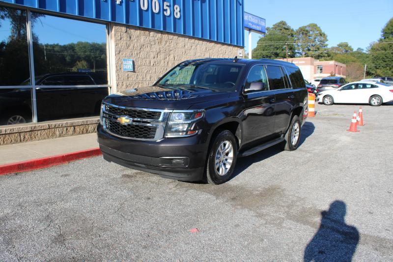 Chevrolet Tahoe photo 3