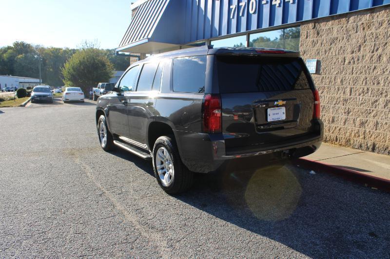 Chevrolet Tahoe photo 4
