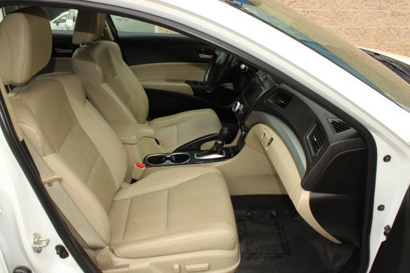 Acura ILX Sedan w/Technology Plus Pkg 2018