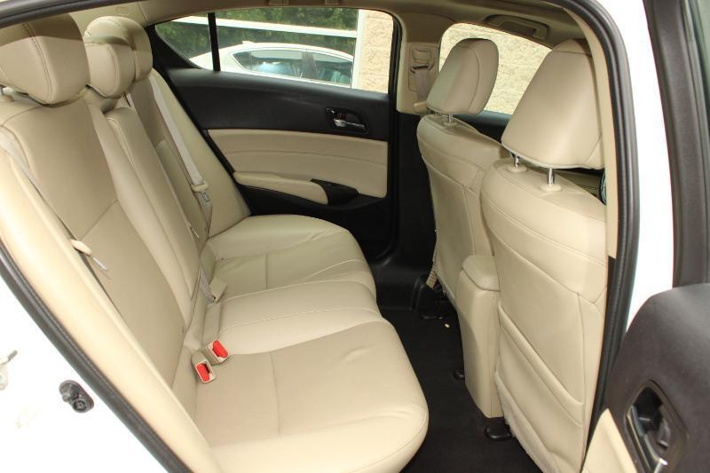 Acura ILX Sedan w/Technology Plus Pkg 2018