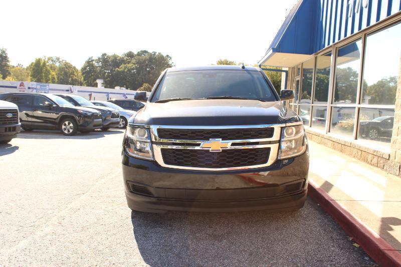 Chevrolet Tahoe photo 2