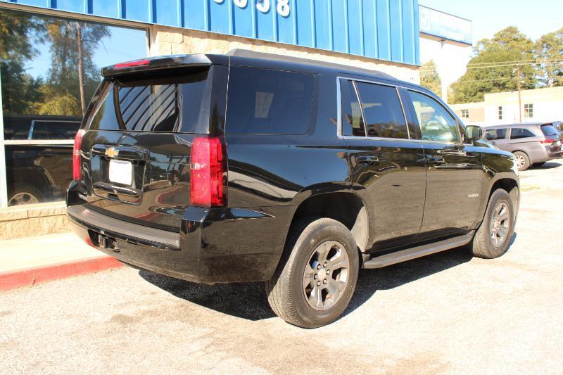 Chevrolet Tahoe photo 4