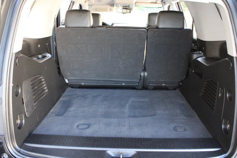 Chevrolet Tahoe photo 7