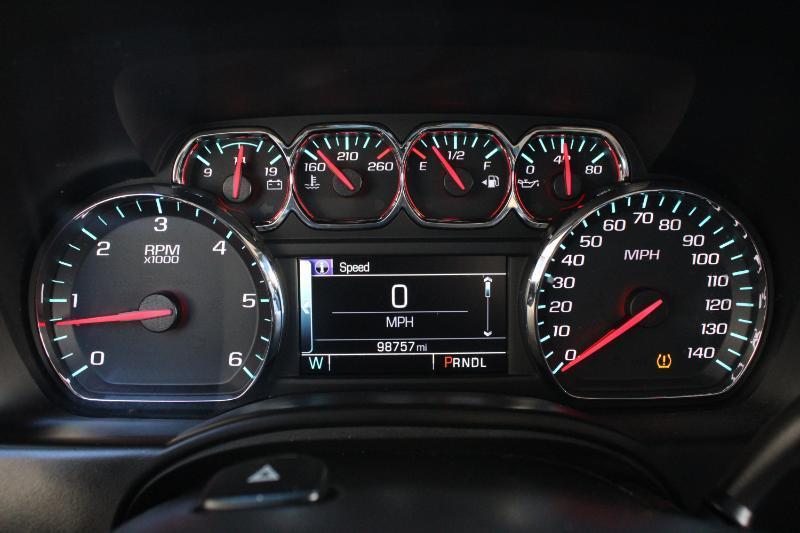 Chevrolet Tahoe photo 11