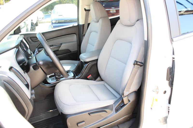 Chevrolet Colorado photo 13