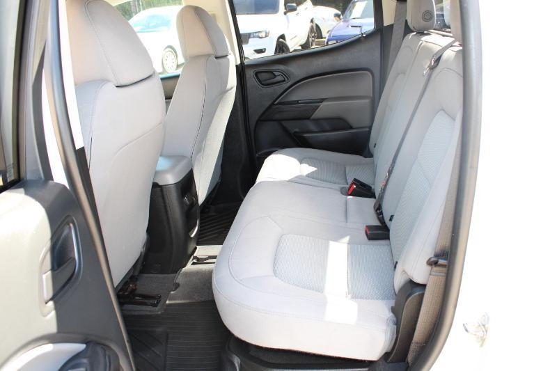 Chevrolet Colorado photo 14