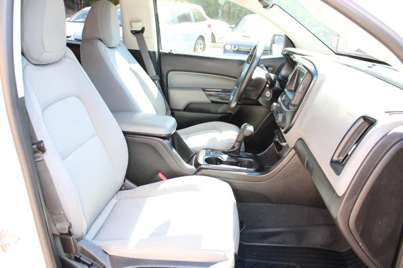 Chevrolet Colorado photo 15