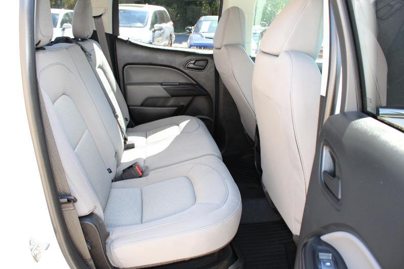 Chevrolet Colorado photo 16