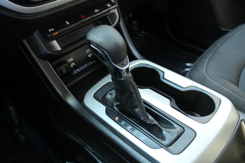 Chevrolet Colorado photo 19