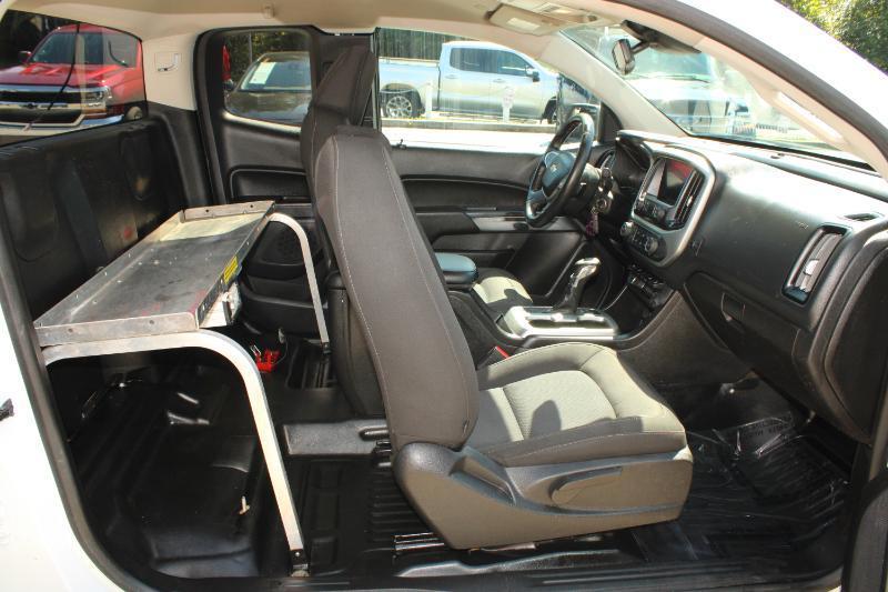 Chevrolet Colorado photo 16