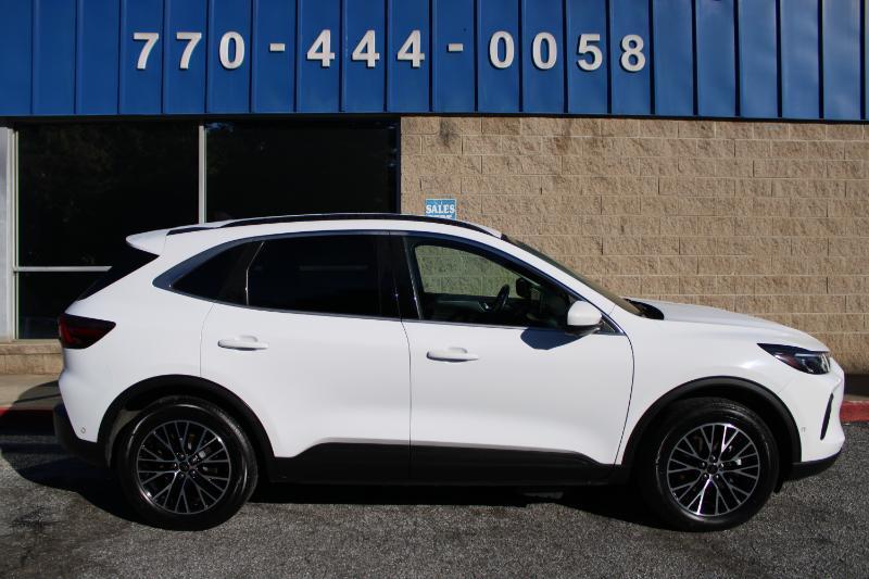 Ford Escape PHEV FWD 2023