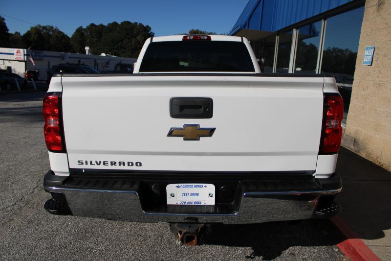 Chevrolet Silverado HD photo 5