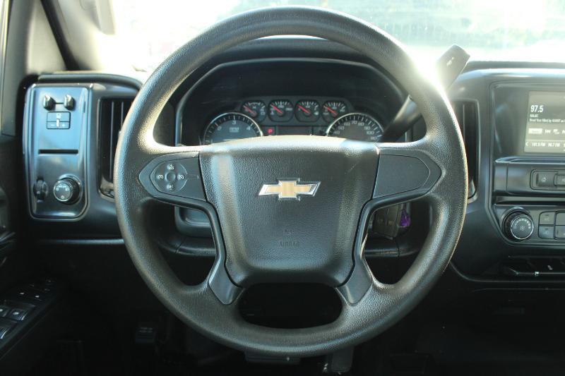 Chevrolet Silverado HD photo 10
