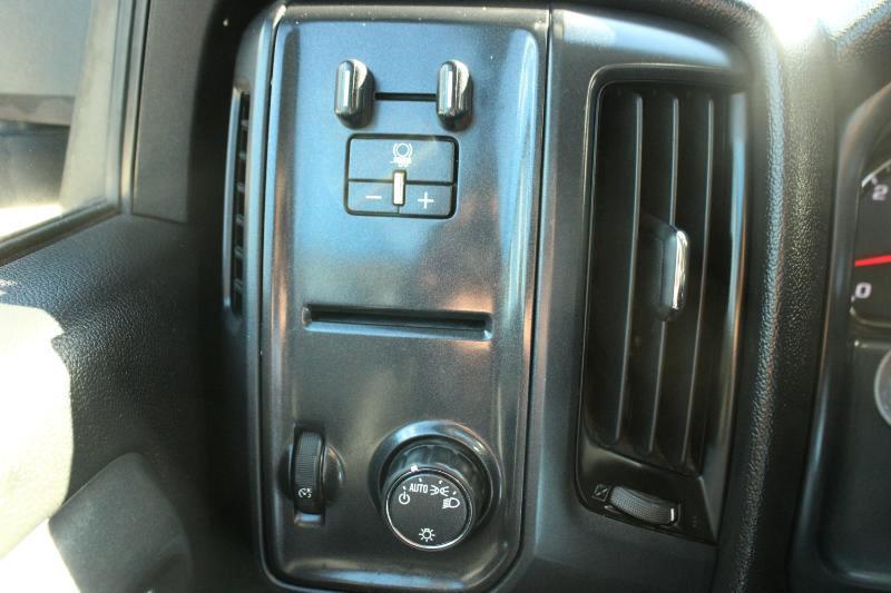 Chevrolet Silverado HD photo 21