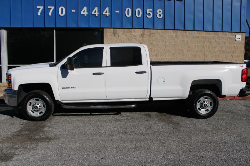 Chevrolet Silverado HD photo 23