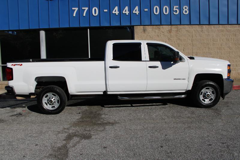Chevrolet Silverado HD photo 24