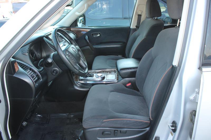 Nissan Armada 4x2 SV 2017